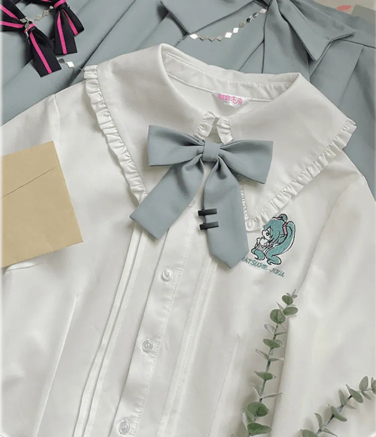 Hatsune Miku Collab White Long Sleeved Blouse with Free Bow Tie