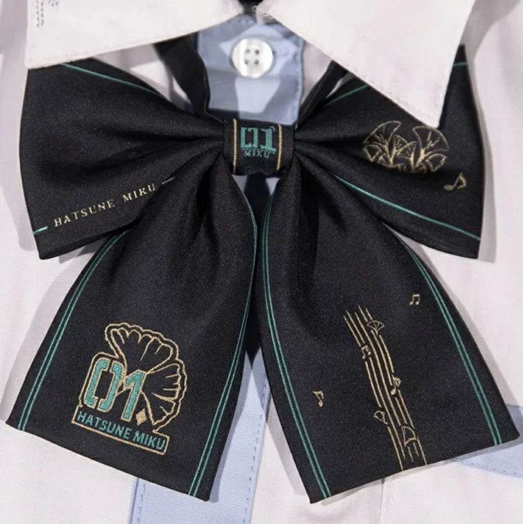 Ginkgo Leaves Print Black Bow Tie Hatsune Miku Collaboration